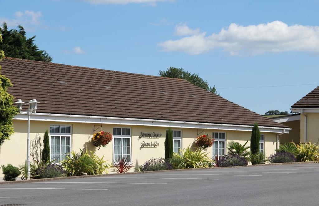 Exeter Court Hotel Exminster Exterior photo